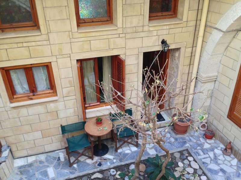 Studio with Patio(1-2 persons)